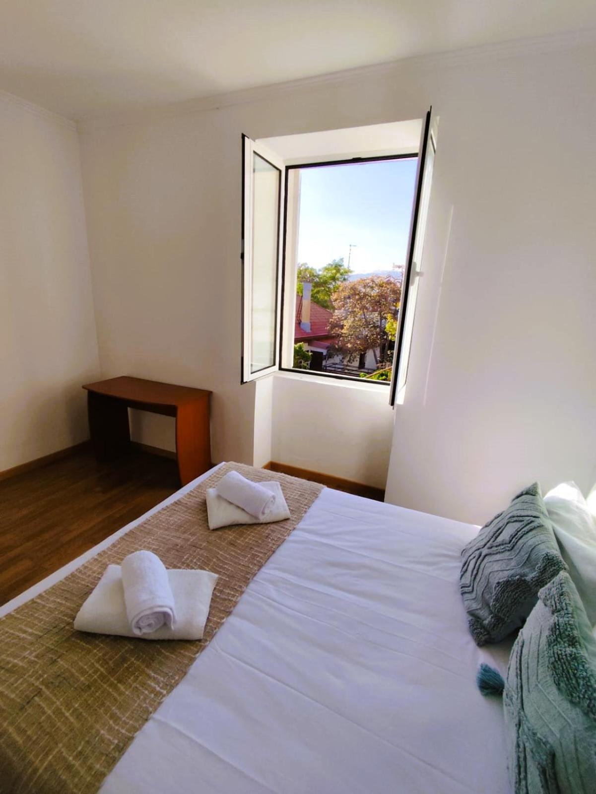 Sea House Hotel Фуншал Екстериор снимка